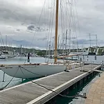 Bellavista Houseboat דירה בפורטורוז