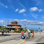 דירה Bellavista Houseboat בפורטורוז