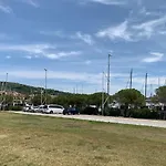 Bellavista Houseboat * בפורטורוז