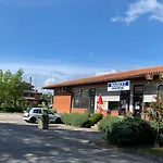 Bellavista Houseboat * בפורטורוז