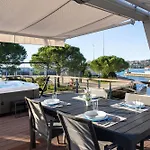 Bellavista Houseboat דירה בפורטורוז