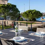 דירה Bellavista Houseboat בפורטורוז