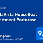 Bellavista Houseboat