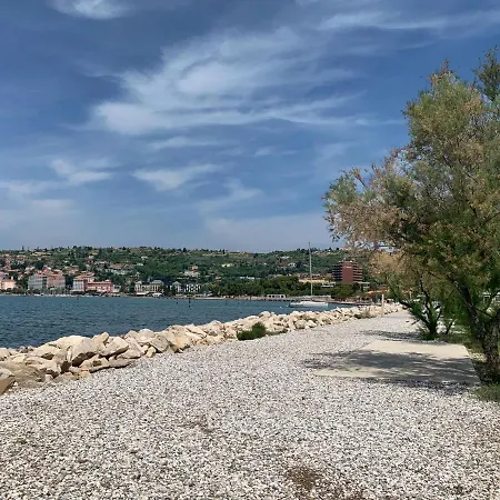 Bellavista Houseboat Апартаменты