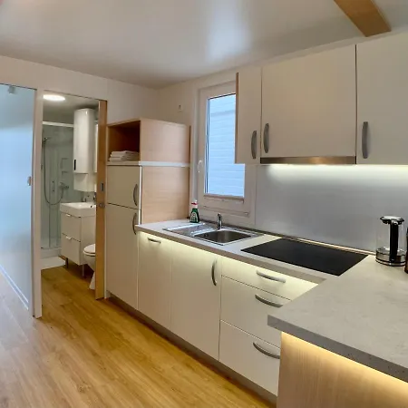 Apartment Bellavista Houseboat