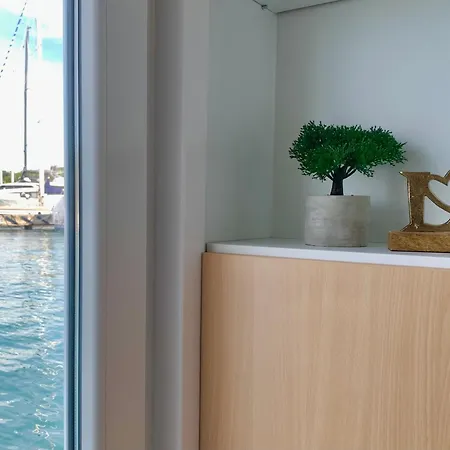 Apartment Bellavista Houseboat