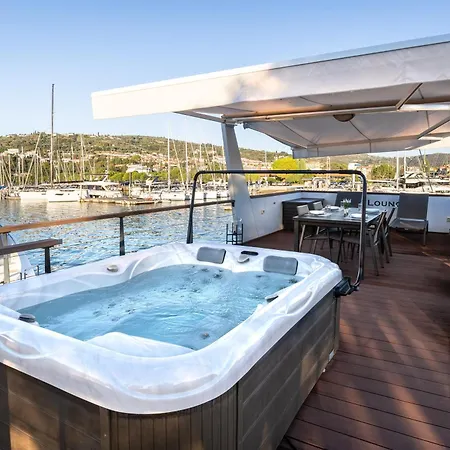 Appartamento Bellavista Houseboat *