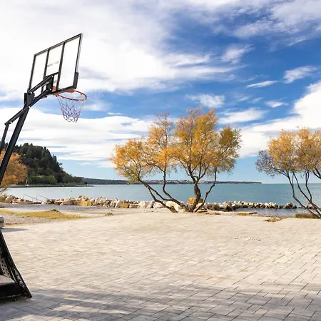 Bellavista Houseboat *