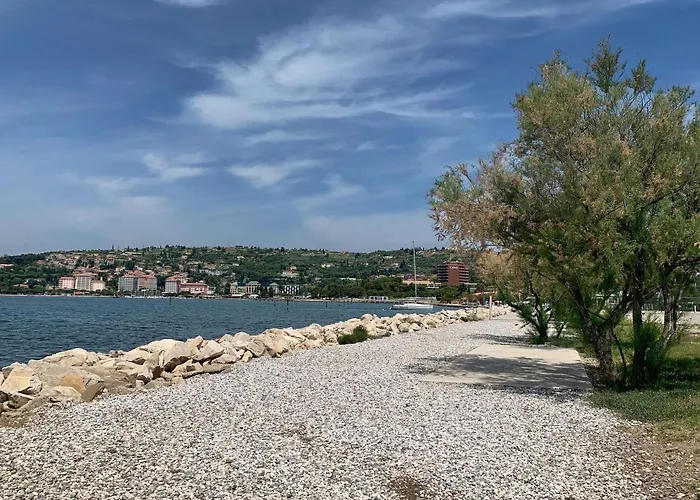 Bellavista Houseboat Daire