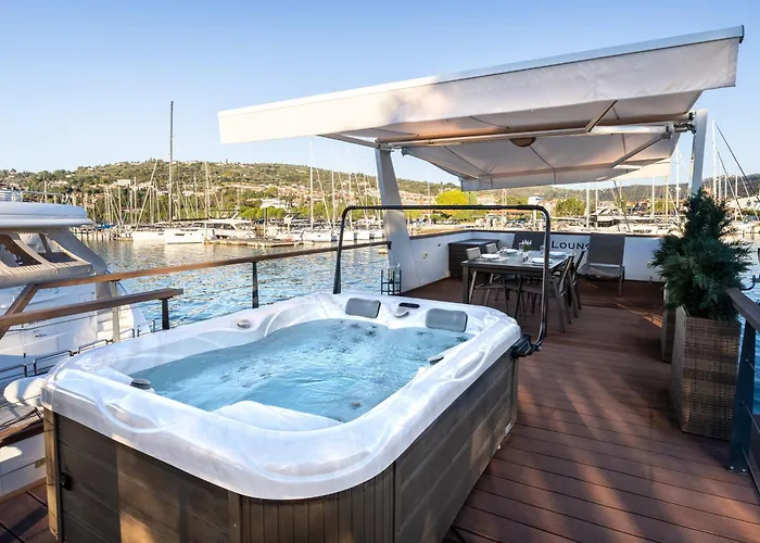 Apartment Bellavista Houseboat *