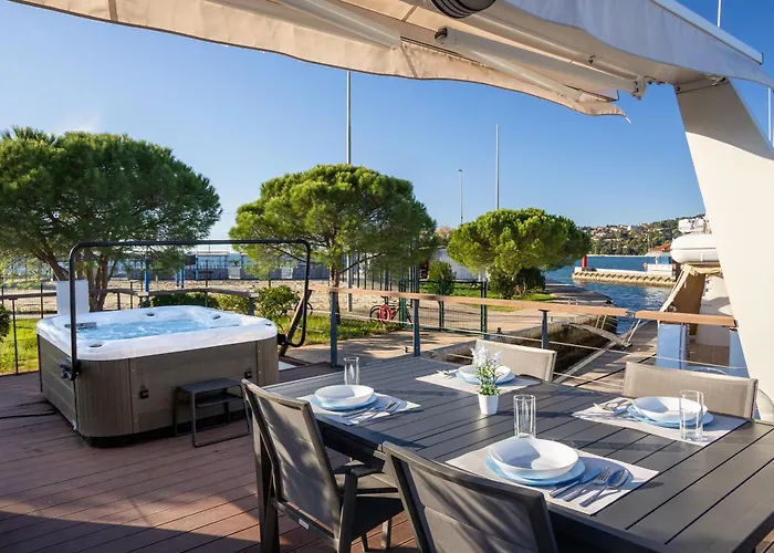 Bellavista Houseboat * Portoroz